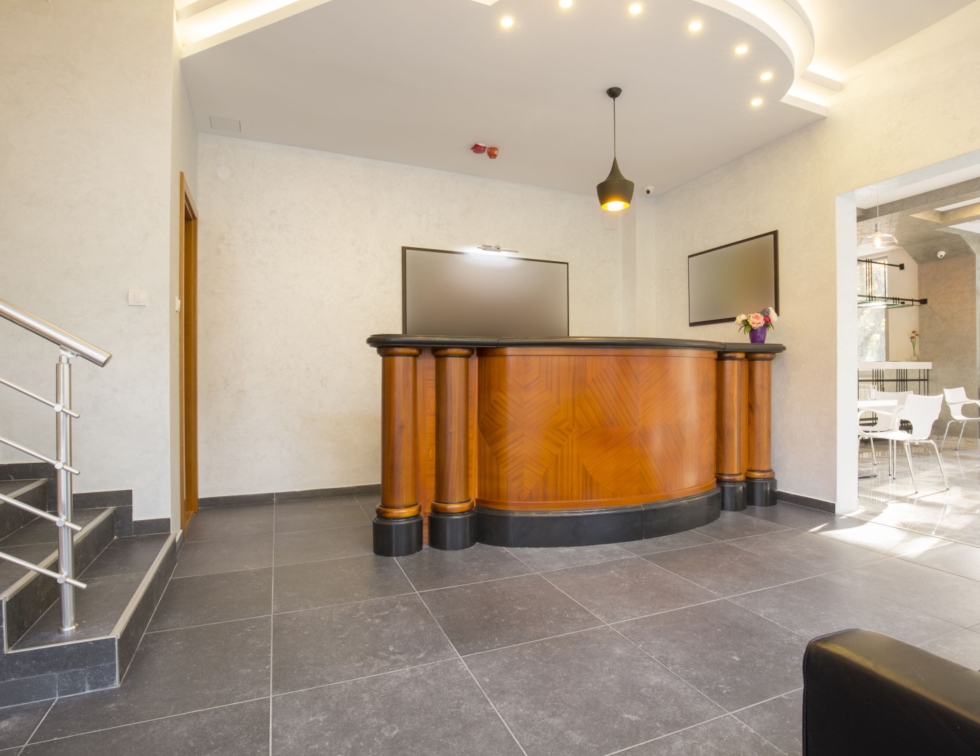 Стойка ресепшн Оксфорт — фото № 1