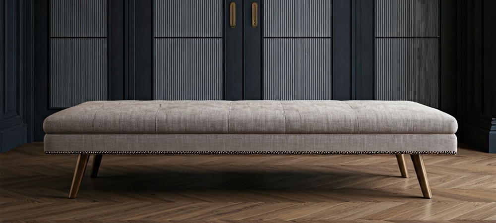 Как собрать, перетянуть и украсить банкетку