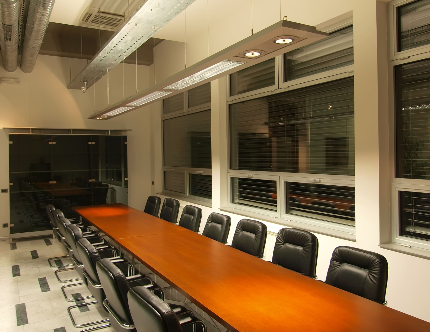 Стол для переговоров Данте — фото № 1