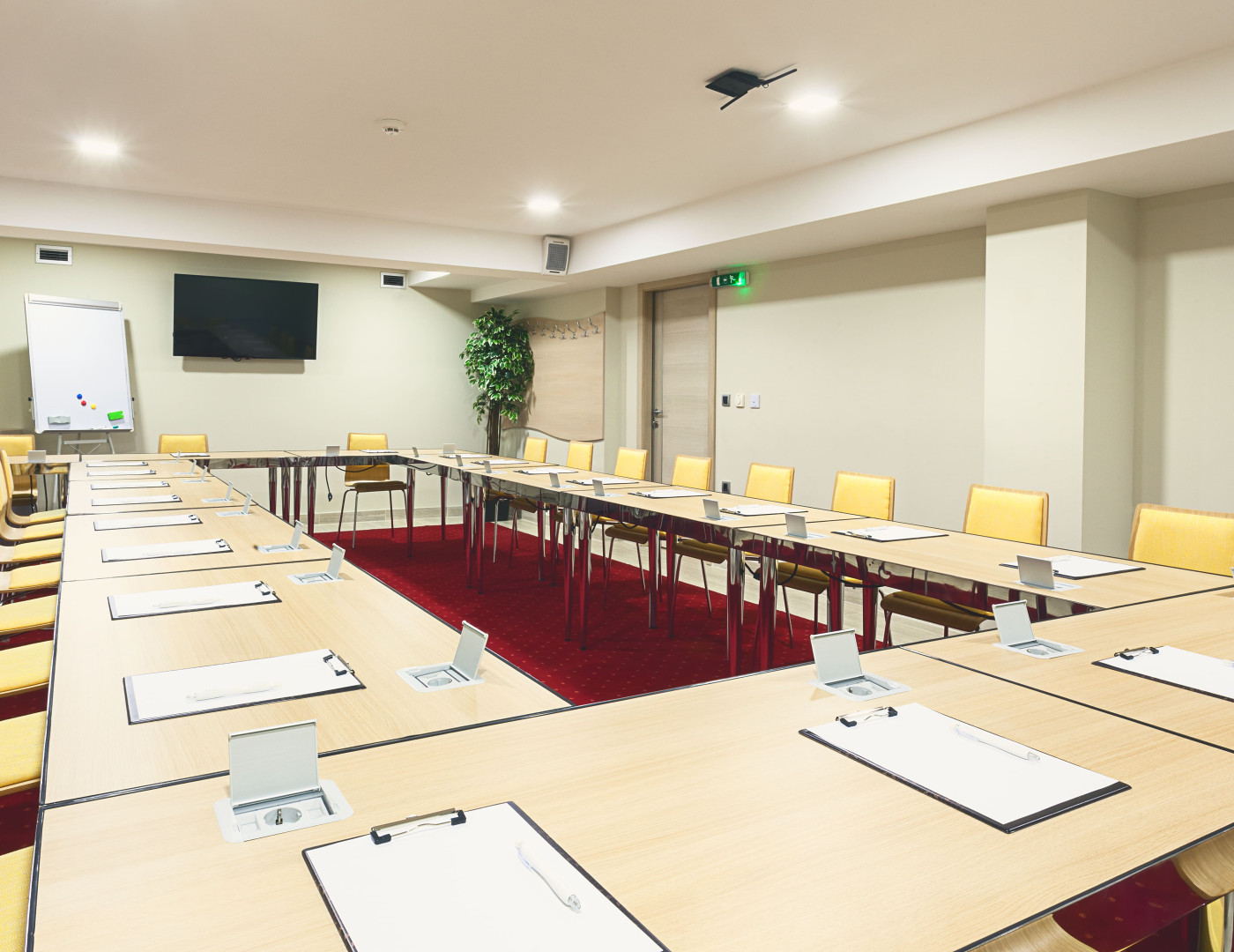 Стол для переговоров Десерт — фото № 1