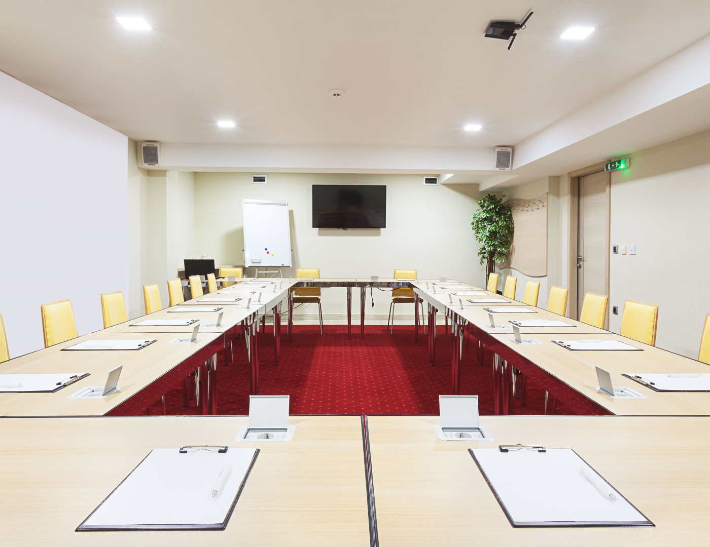 Стол для переговоров Десерт — фото № 1