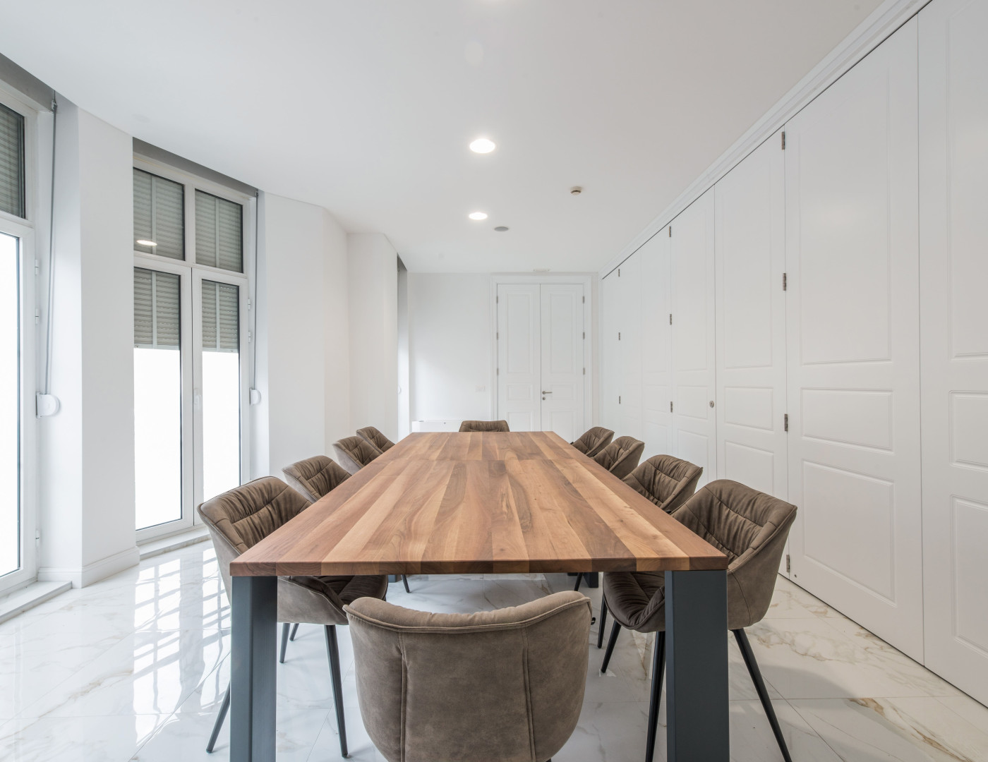 Стол для переговоров Флезелин — фото № 1