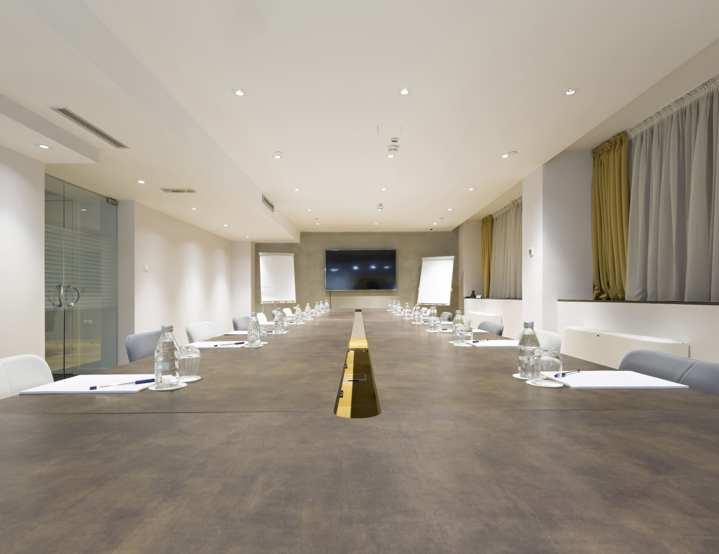 Стол для переговоров Фукра — фото № 1