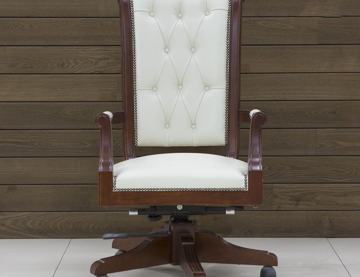 Кресло руководителя Фундамент — фото № 2