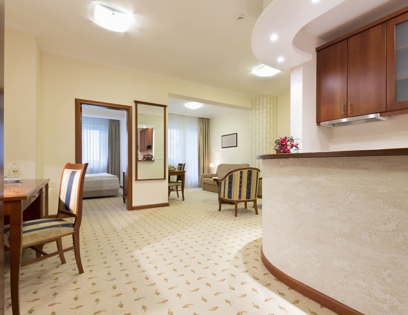 Стойка ресепшен Коричневый — фото № 6