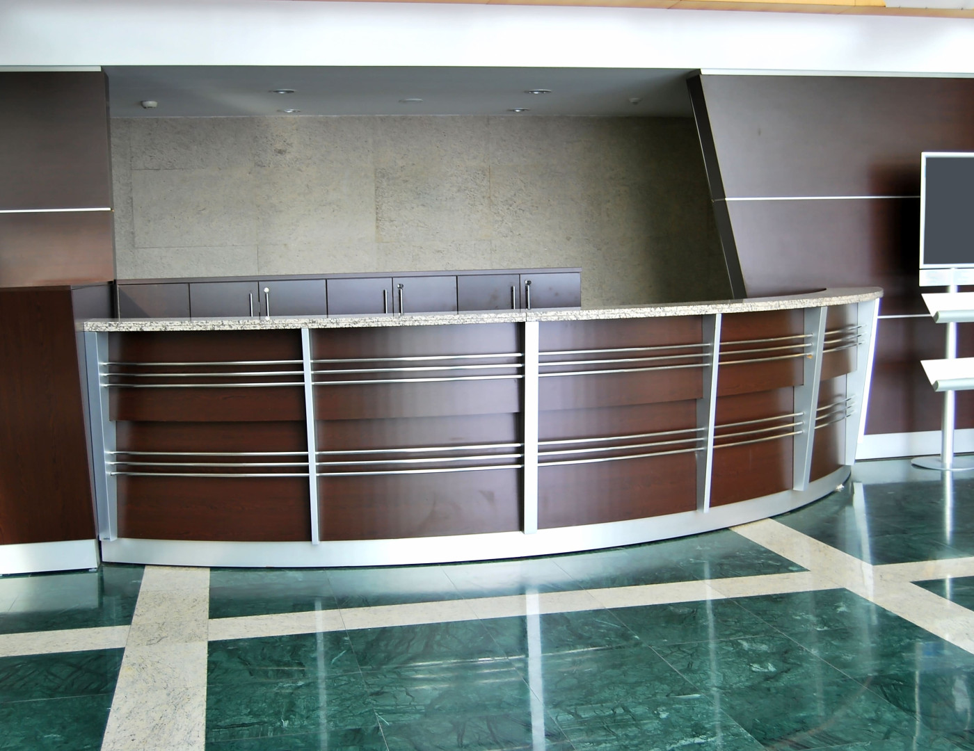 Стойка ресепшн Омбре — фото № 1