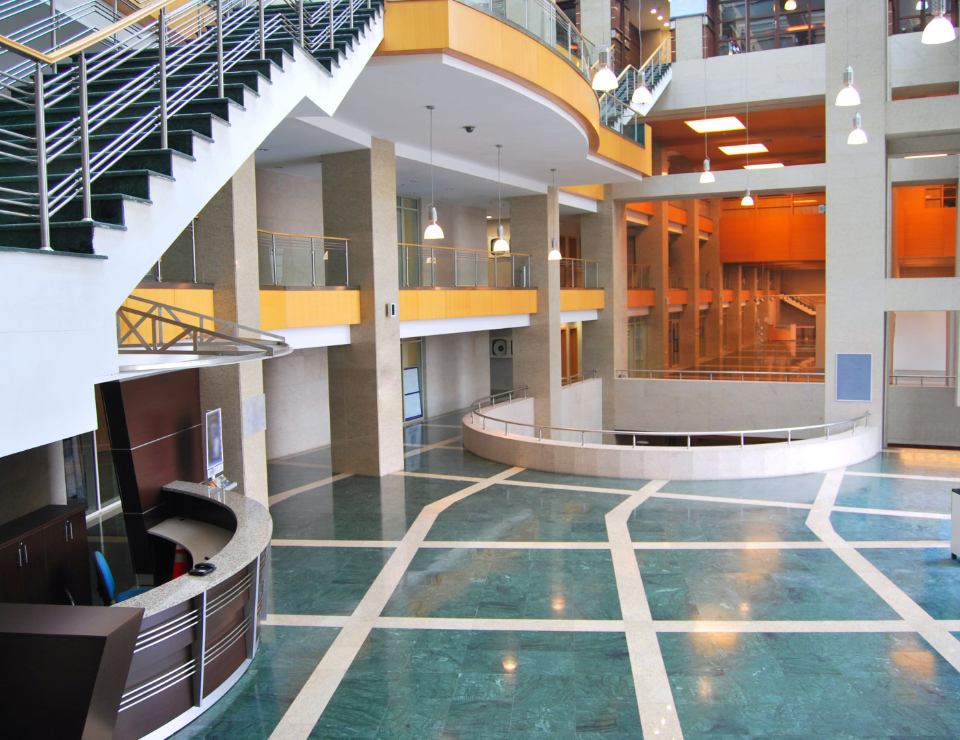 Стойка ресепшн Омбре — фото № 2