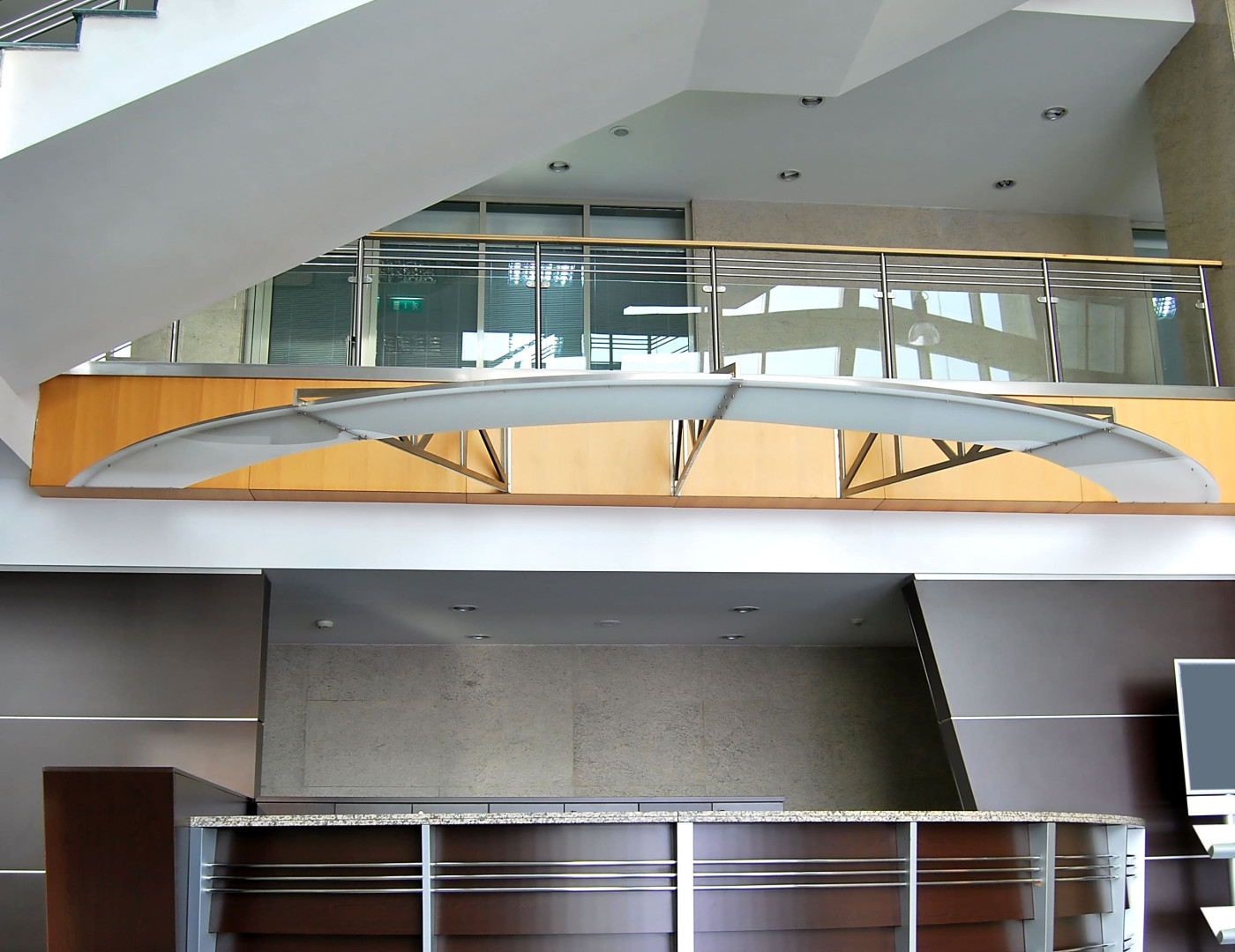 Стойка ресепшн Омбре — фото № 4