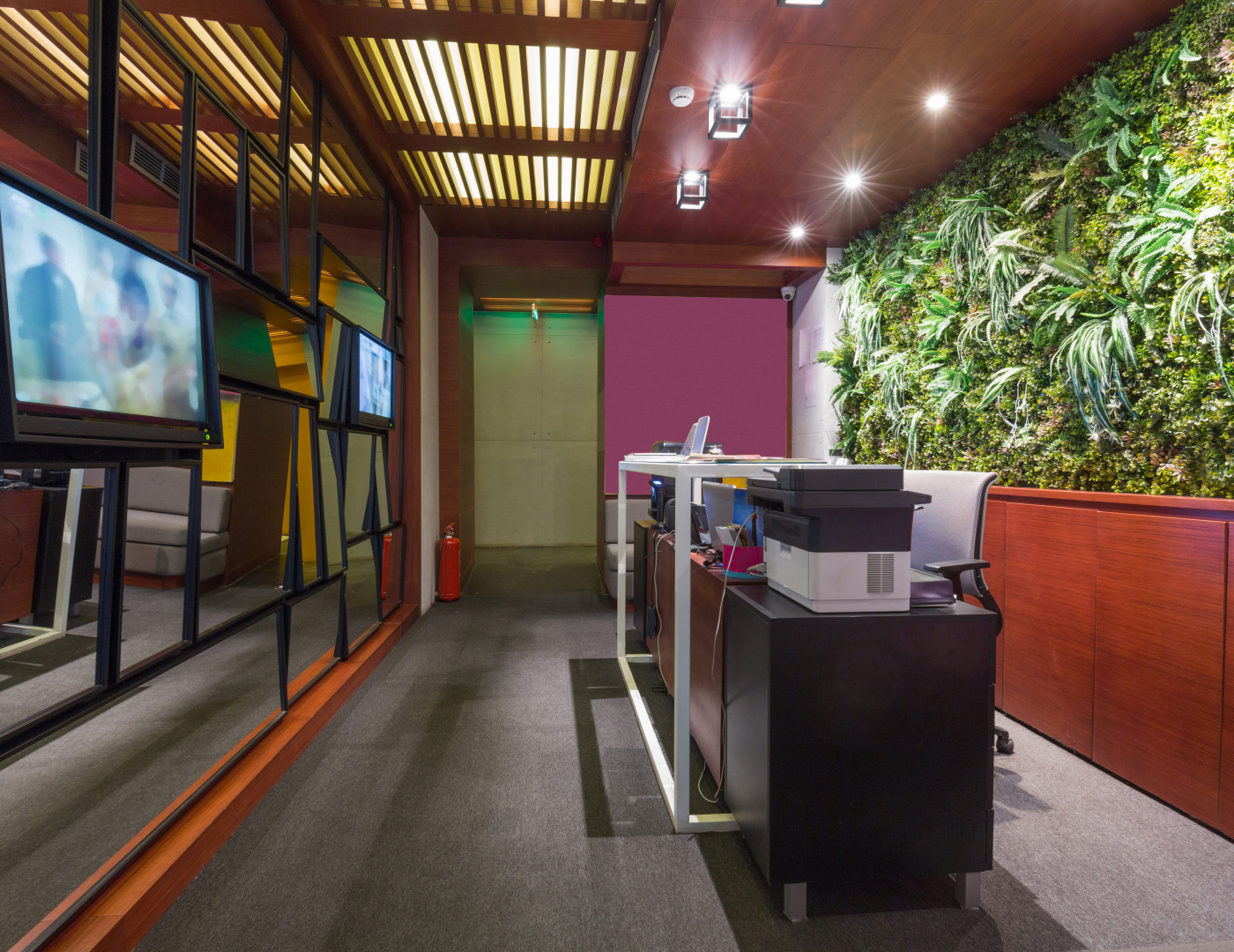 Стойка ресепшн Пикачу — фото № 1