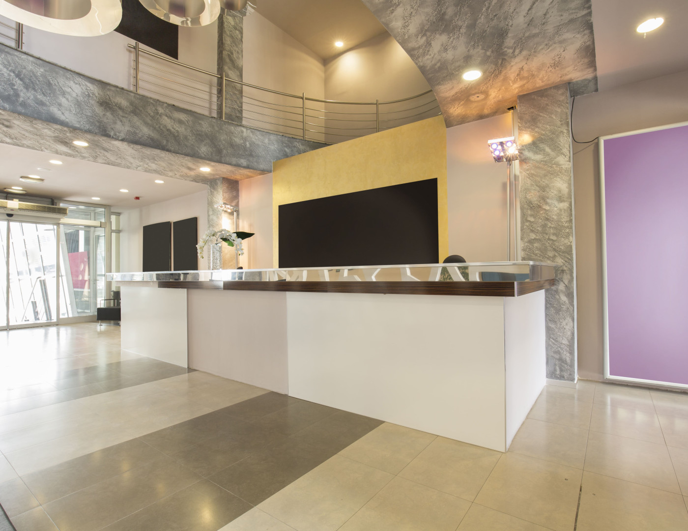 Стойка ресепшн Пике — фото № 1