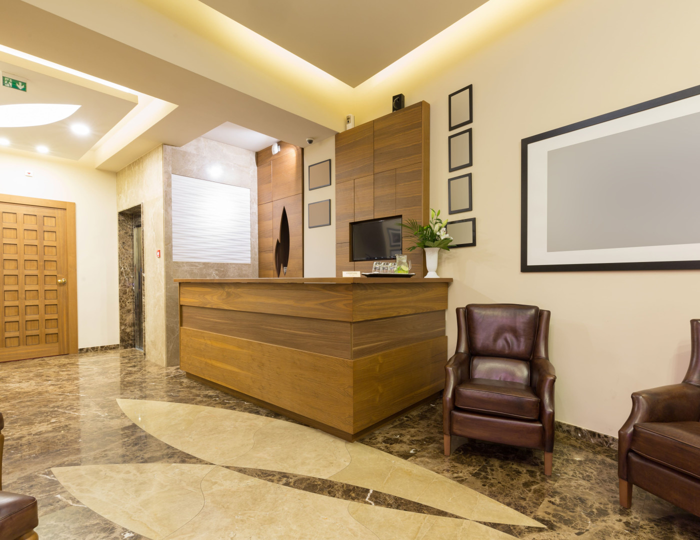 Стойка ресепшн Плис — фото № 1