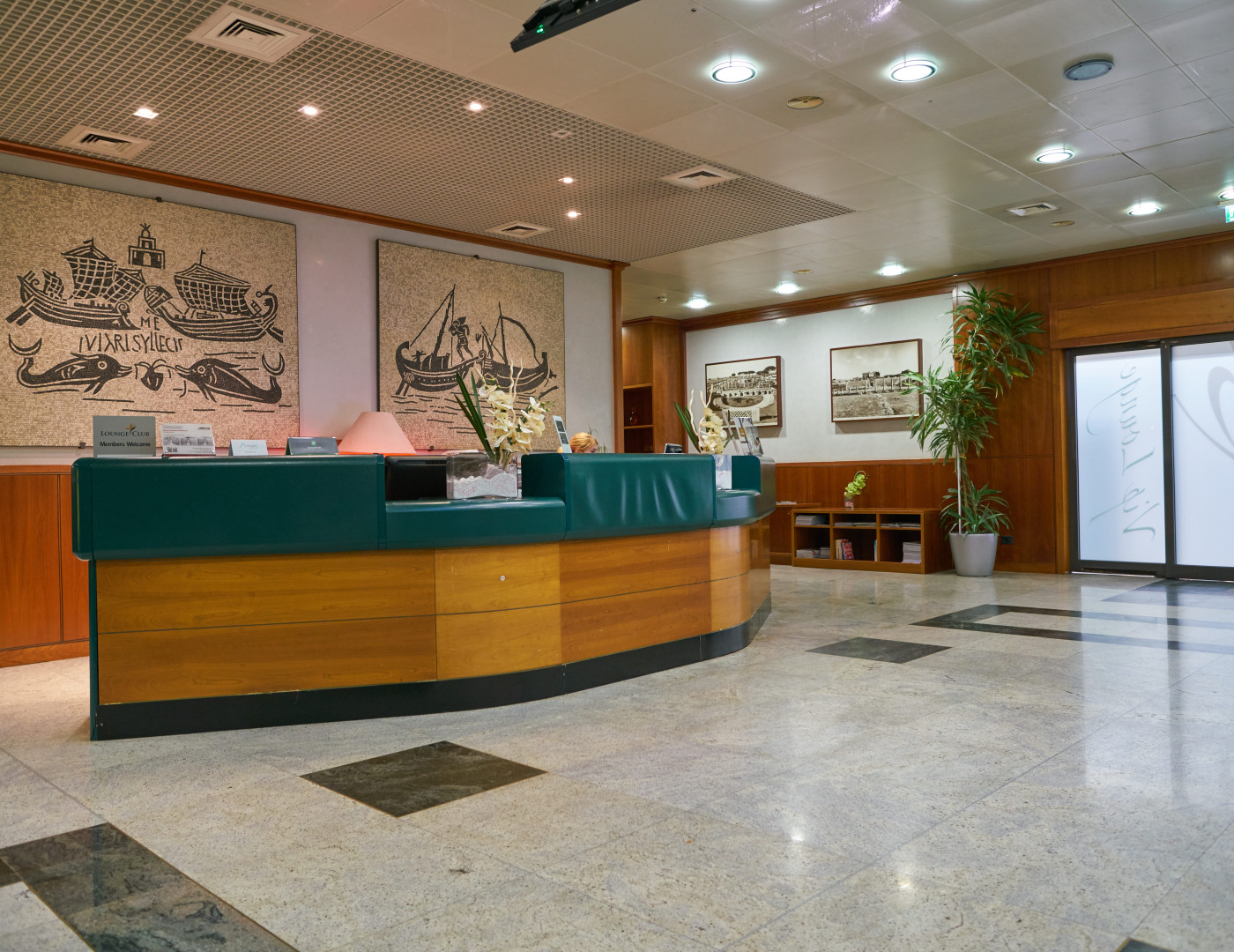 Стойка ресепшн Рип — фото № 1