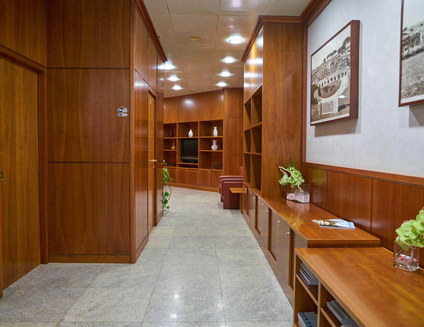 Стойка ресепшн Рип — фото № 3