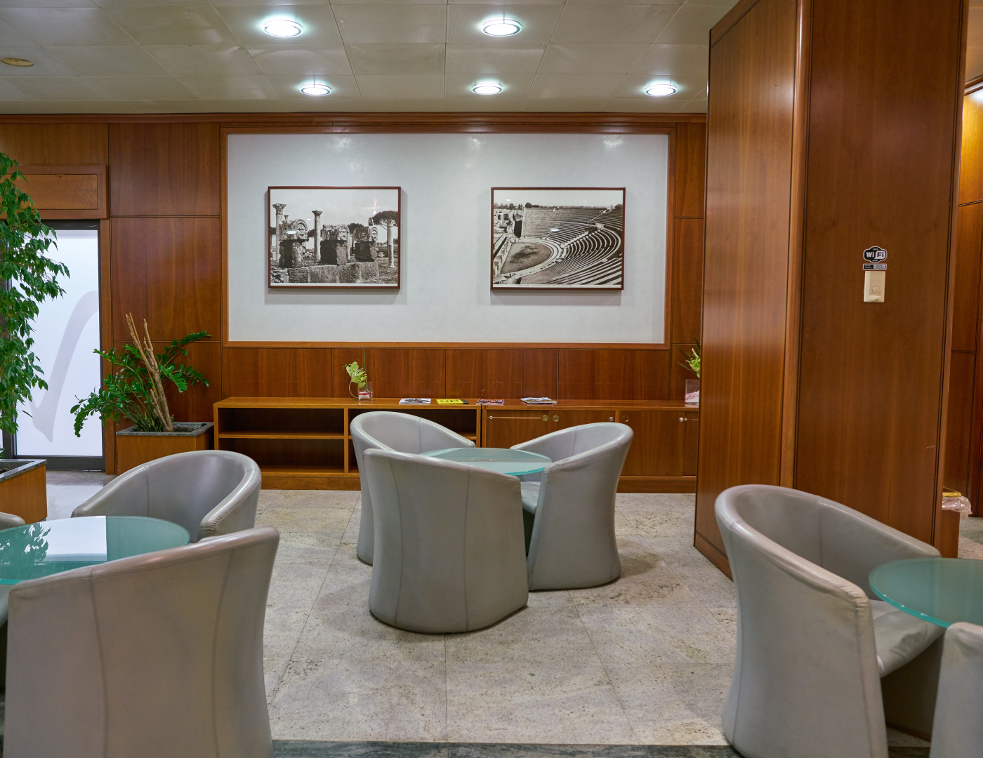 Стойка ресепшн Рип — фото № 4