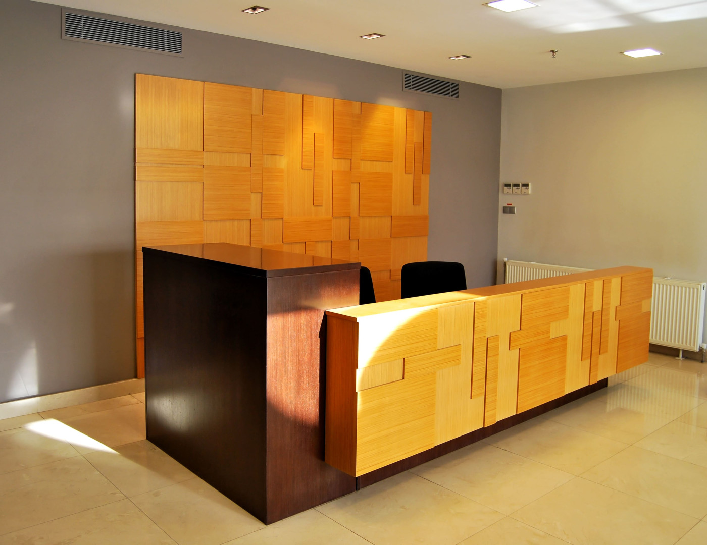 Стойка ресепшн Саржа — фото № 1