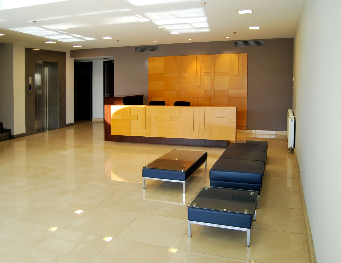 Стойка ресепшн Саржа — фото № 3