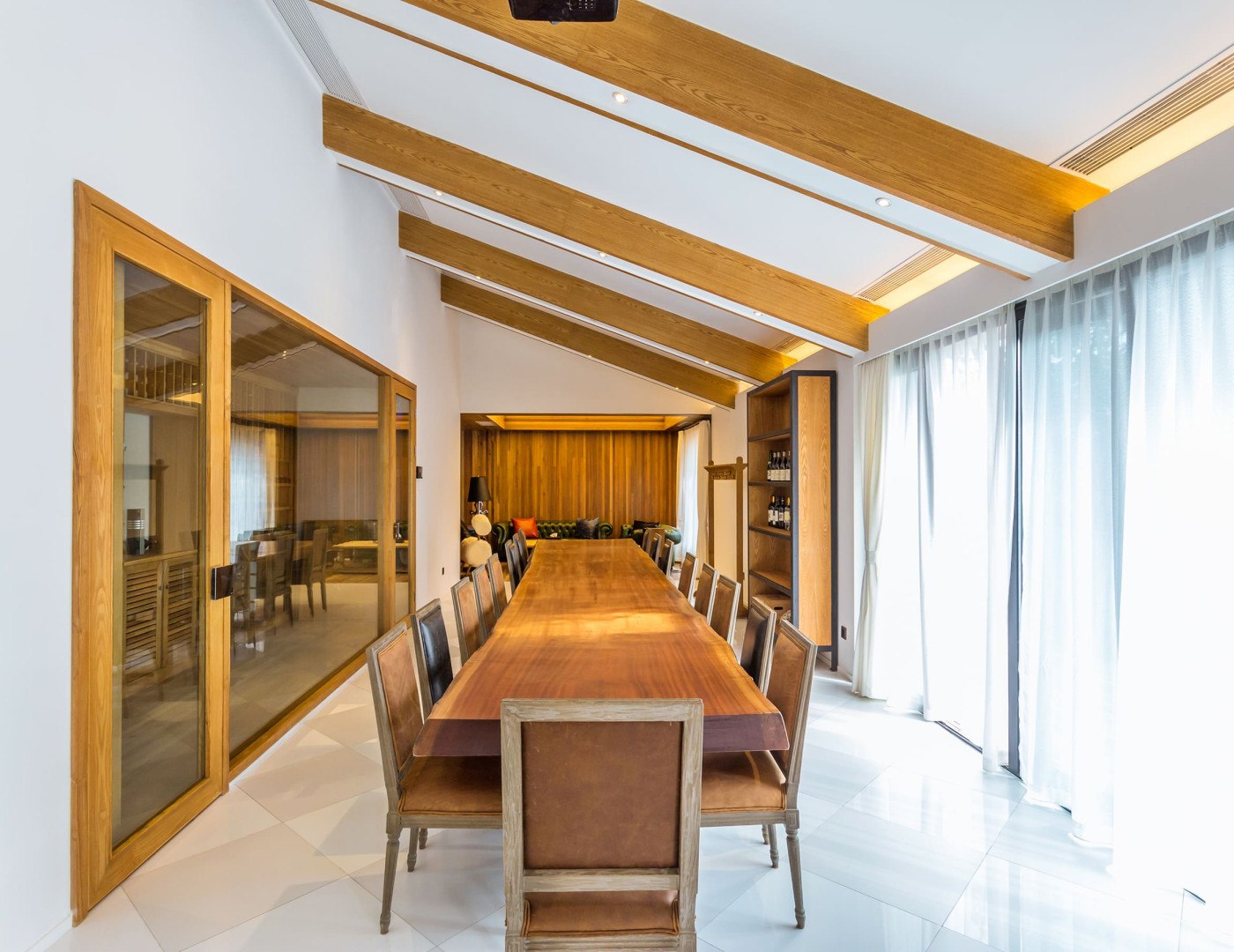 Стол для переговоров Шерсть — фото № 1