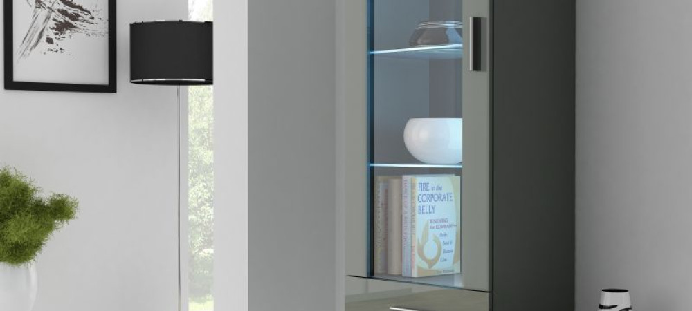 Как выбрать и собрать шкаф пенал под интерьер и размеры