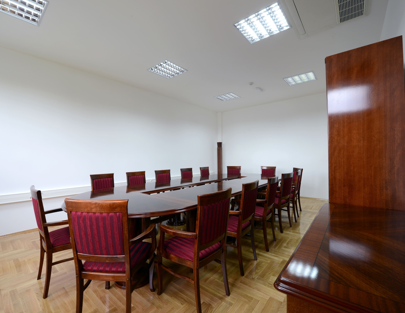 Стол для переговоров Тиси — фото № 3