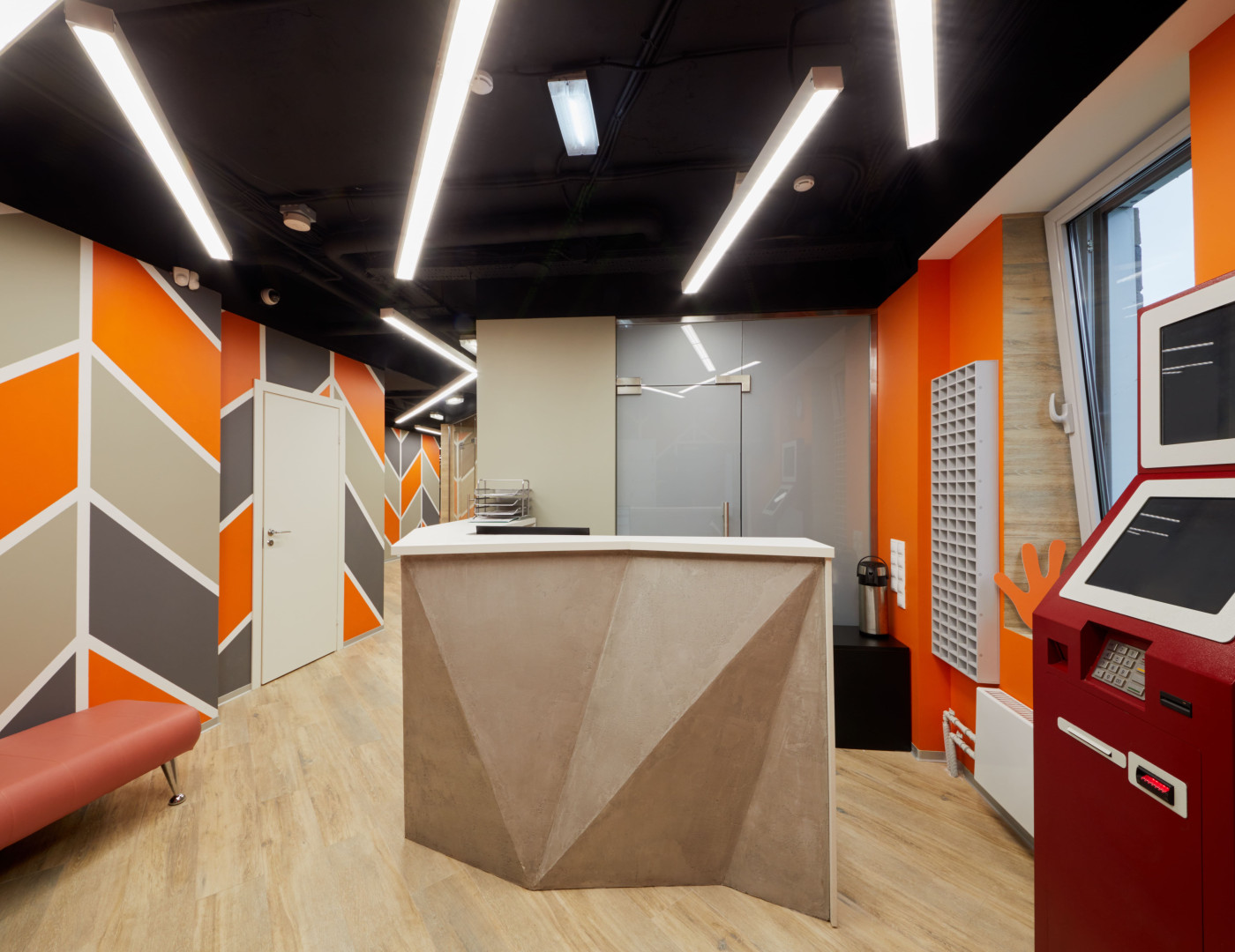 Стойка ресепшн Трапеция — фото № 2