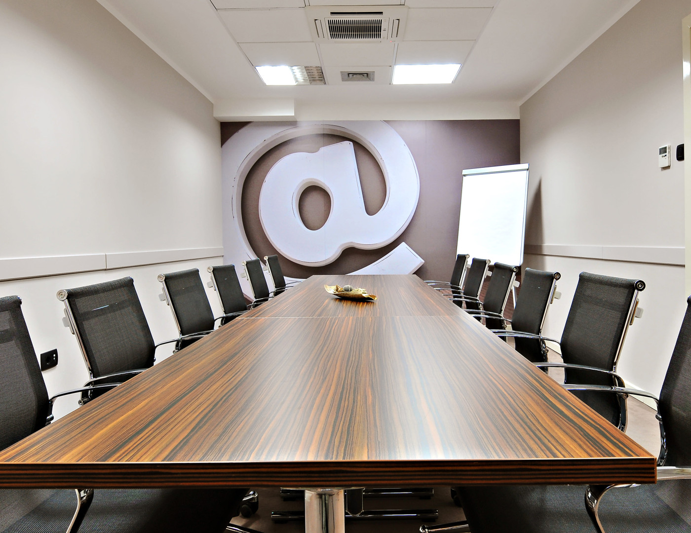 Стол для переговоров Триацетат — фото № 1