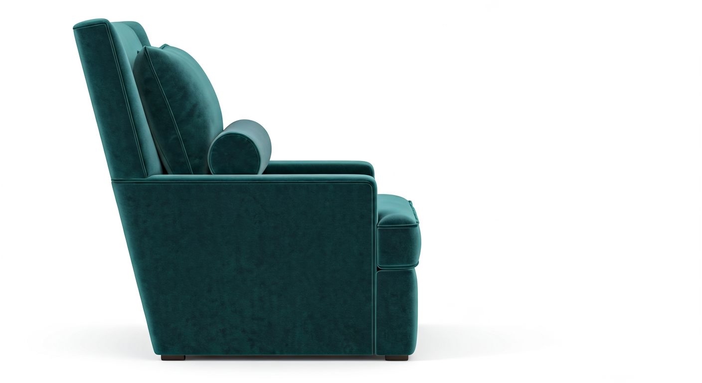 уютное бархатное кресло с подушкой